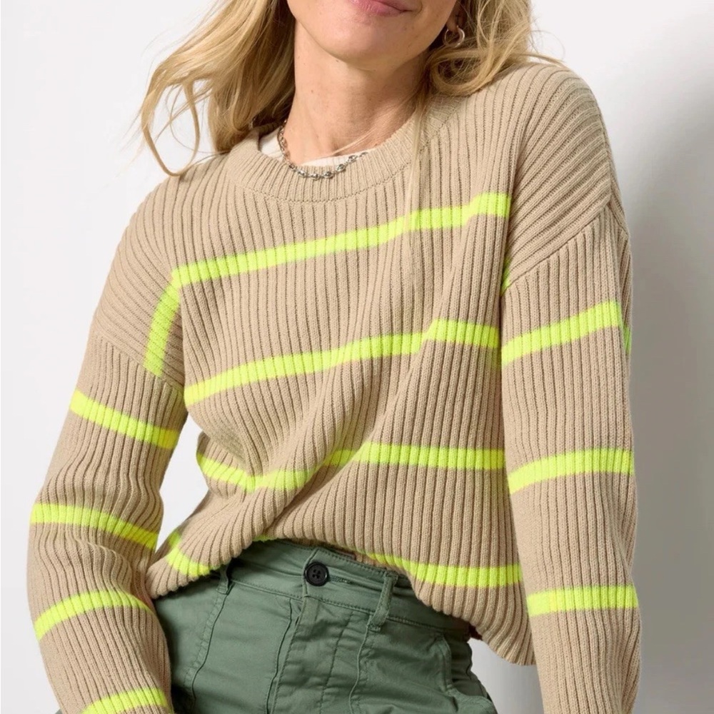 Evereve Sweater - Tan and Neon small never worn